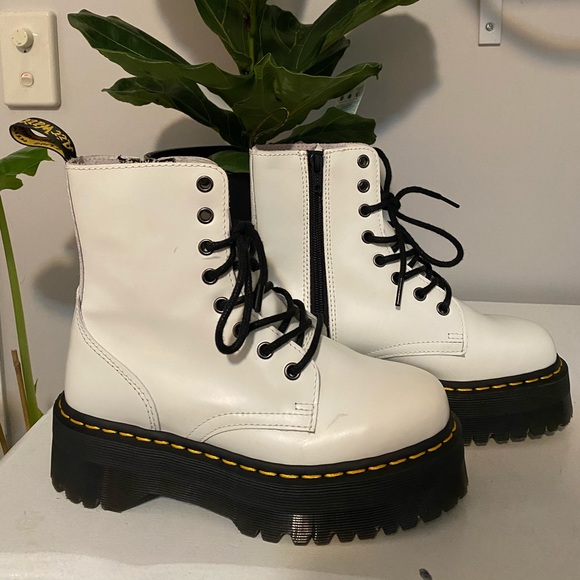 Dr. Martens Shoes - Dr Martens white Jadon boots